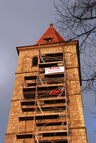Kastler Glockenturm mit Gerüst